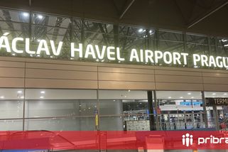 Koupili jste si letenku? Ještě to neznamená, že poletíte. Overbooking je zpět